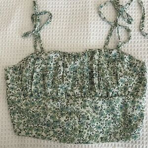 cute floral green going out top